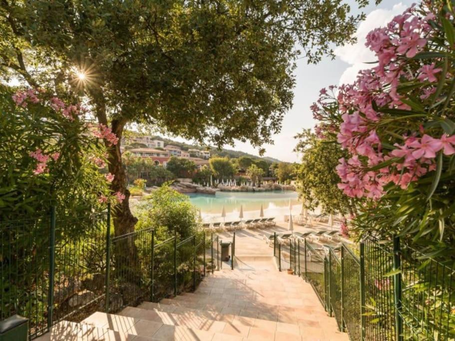Les Restanques Bougainvillee 2051 Grimaud Exterior photo
